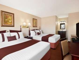 Motel Howard Johnson By Wyndham Red Deer Penhold