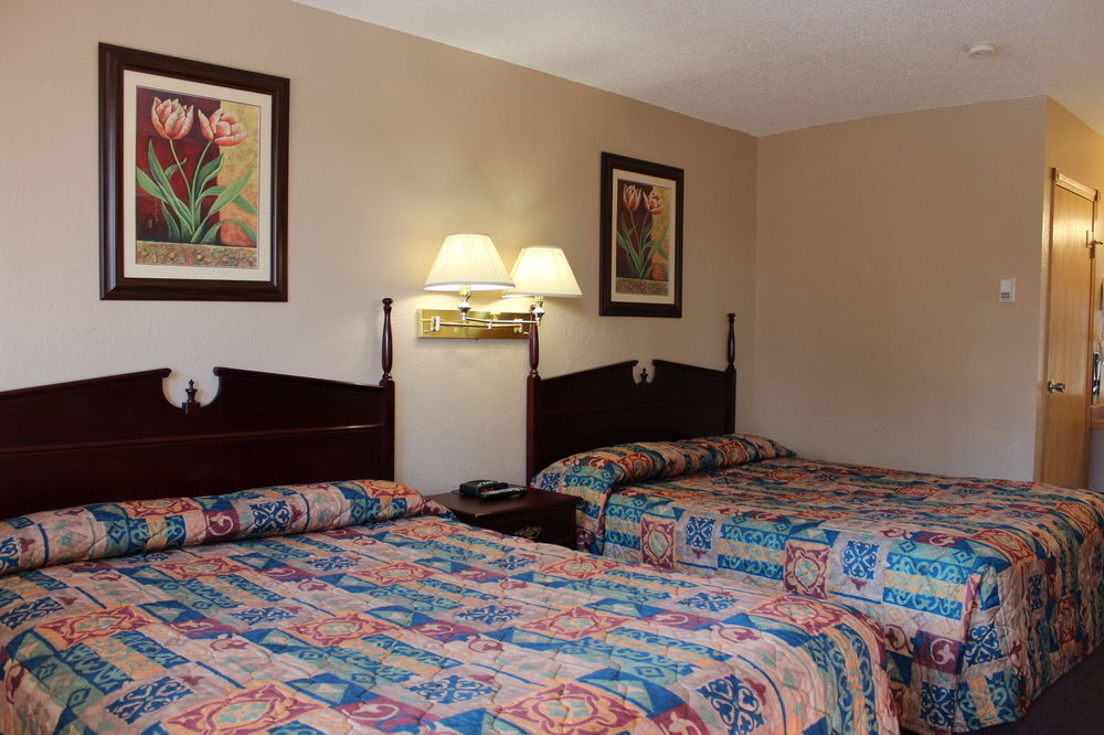Motel Howard Johnson By Wyndham Red Deer Penhold