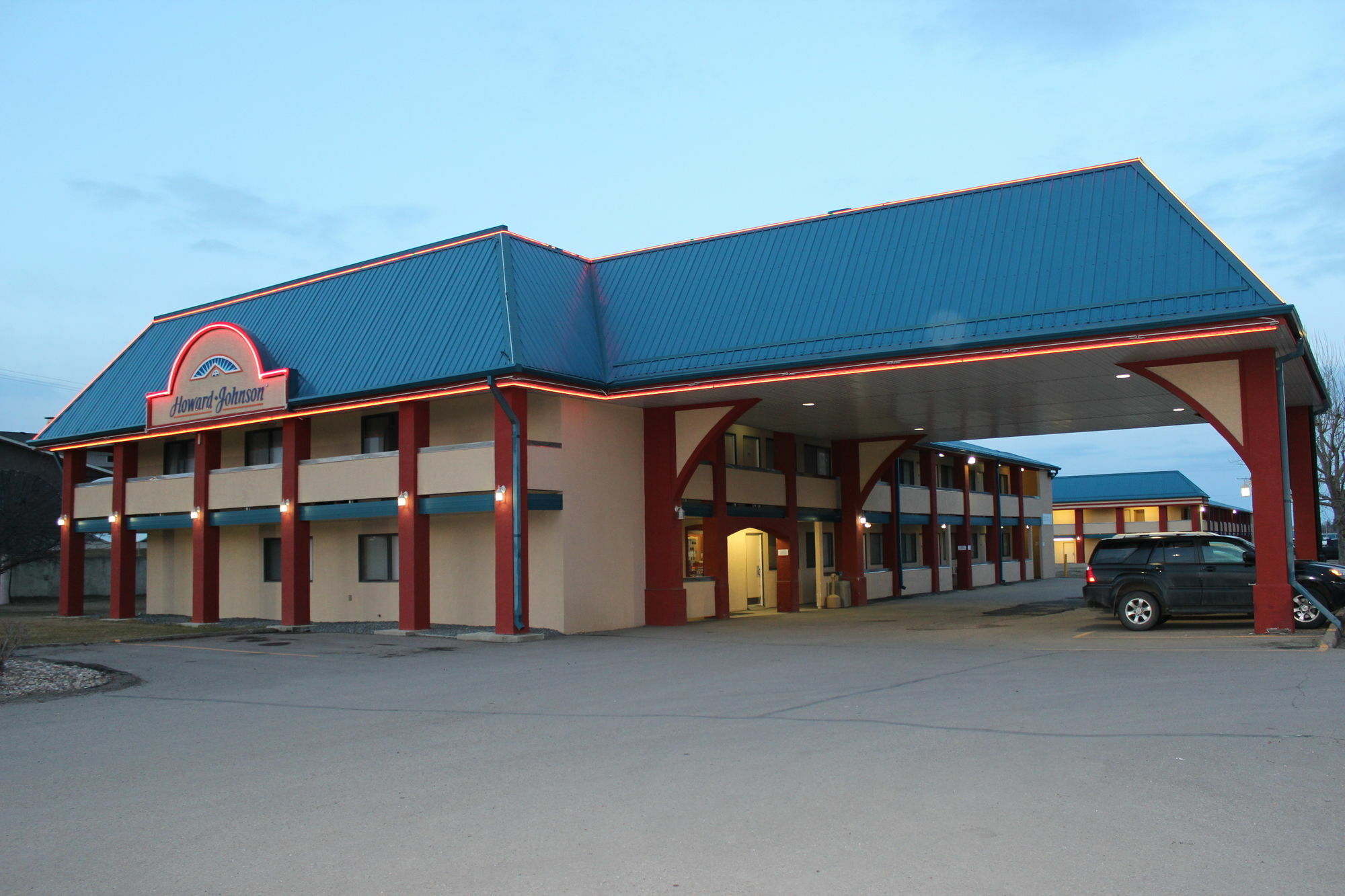 Howard Johnson By Wyndham Red Deer 2*